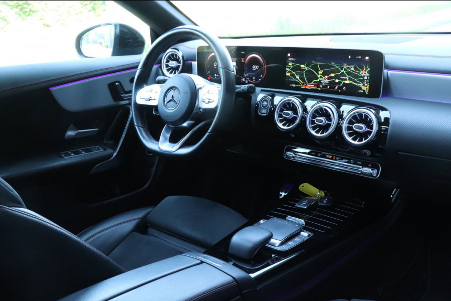 Mercedes-Benz CLA-Klasse 200 AMG |PANO|SFEERVERLICHTING|MEMORY|CAMERA|SFEER!