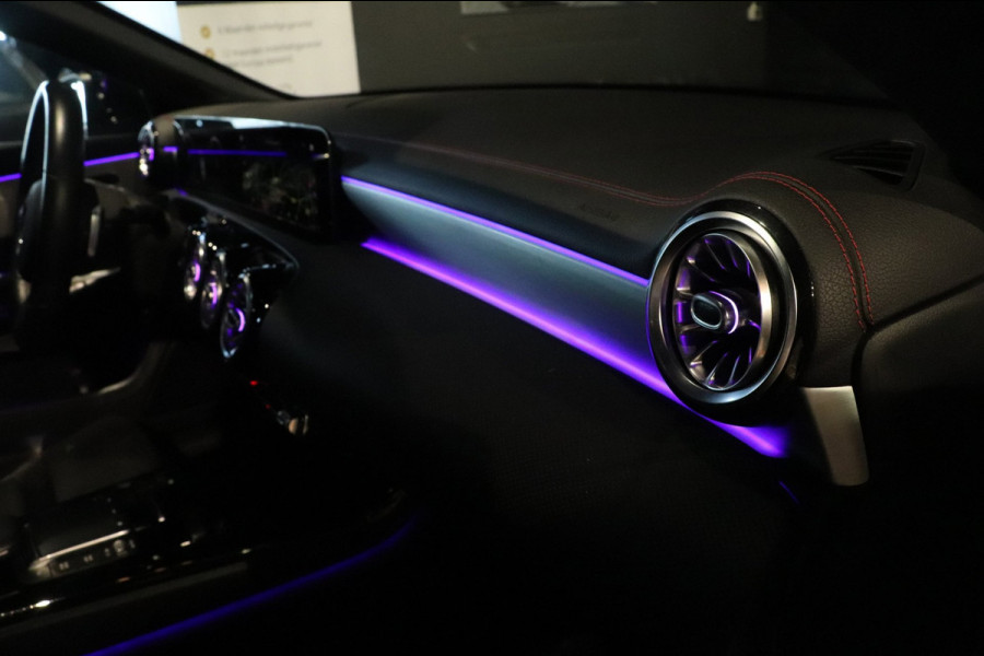 Mercedes-Benz CLA-Klasse 200 AMG |PANO|SFEERVERLICHTING|MEMORY|CAMERA|SFEER!