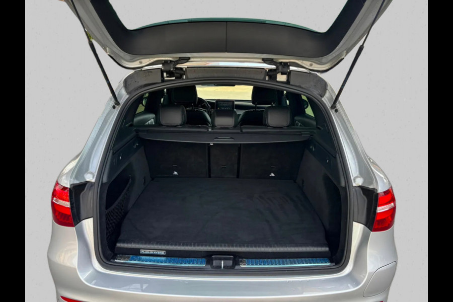Mercedes-Benz GLC 350e AMG 4MATIC(Dealer OndH, Burmester, Head-up, Navi, StoelV, Camera, Etc)