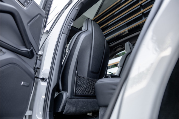 Porsche Cayenne Coupé 3.0 S E-Hybrid - Origineel NL | Panorama | Passenger Display | Achterasbesturing | Stoelkoeling