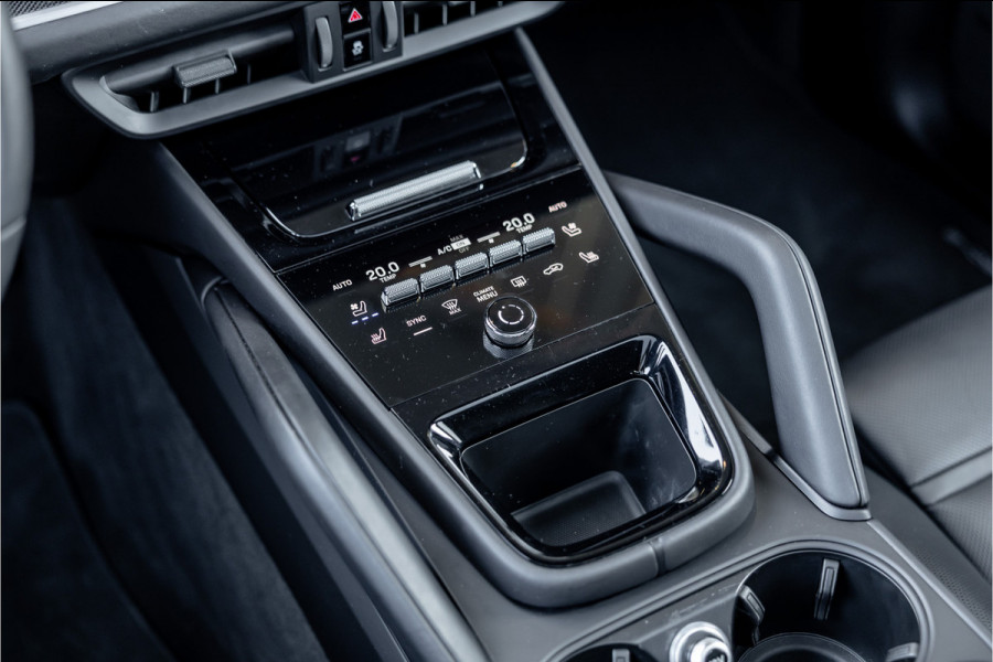 Porsche Cayenne Coupé 3.0 S E-Hybrid - Origineel NL | Panorama | Passenger Display | Achterasbesturing | Stoelkoeling