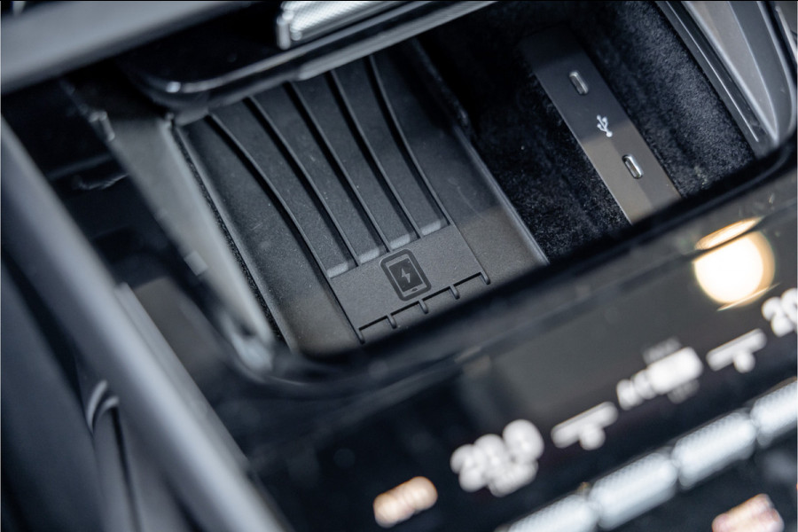 Porsche Cayenne Coupé 3.0 S E-Hybrid - Origineel NL | Panorama | Passenger Display | Achterasbesturing | Stoelkoeling