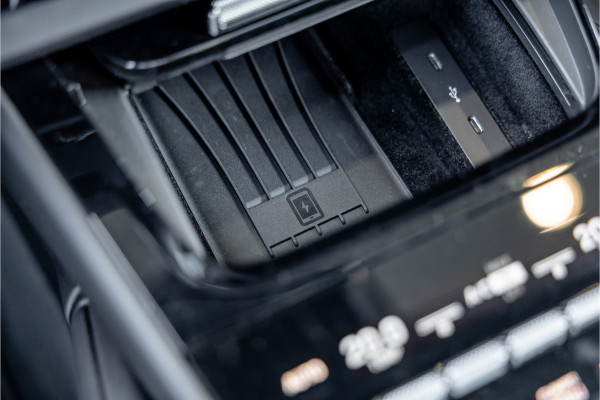 Porsche Cayenne Coupé 3.0 S E-Hybrid - Origineel NL | Panorama | Passenger Display | Achterasbesturing | Stoelkoeling