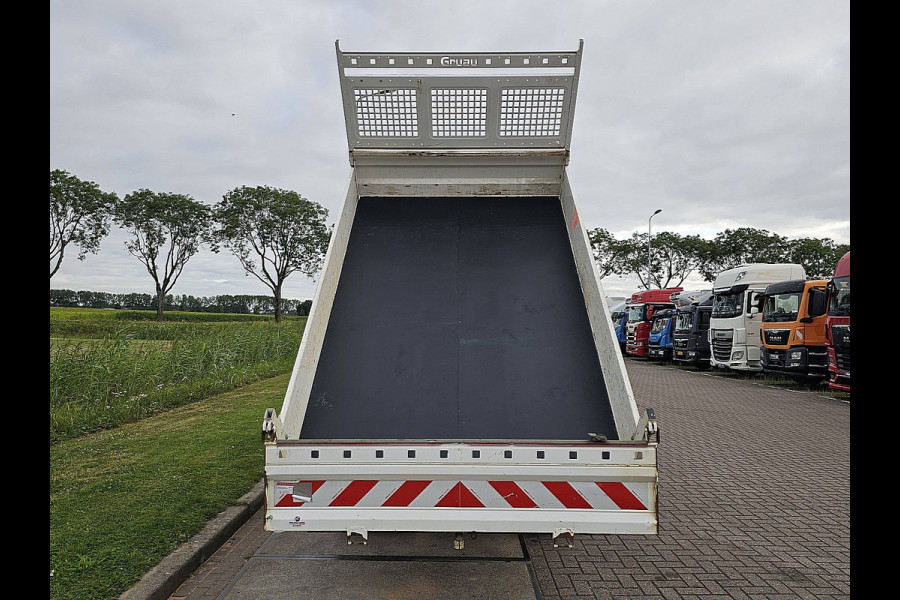 Iveco Daily 35C14V kipper, kist, airco, trekhaak, 162 dkm.