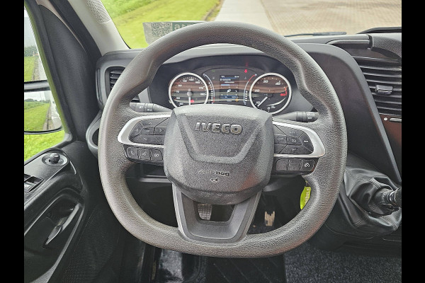 Iveco Daily 35C14V kipper, kist, airco, trekhaak, 162 dkm.