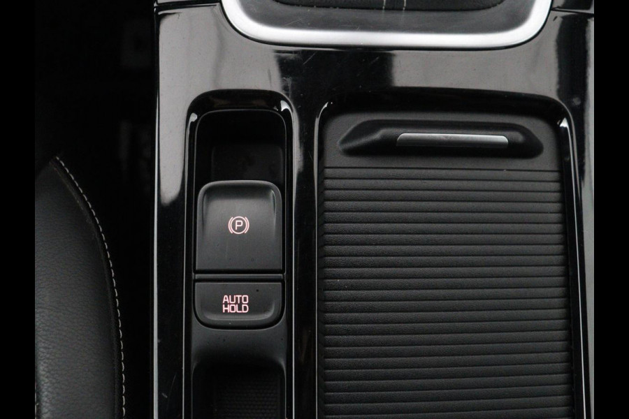 Kia Ceed Sportswagon 1.5 T-GDi GT-Line Business Edition | Leder/ alcantara | Stuur/stoel verwarming | Carplay | Camera | Park assist | Climate control | Trekhaak