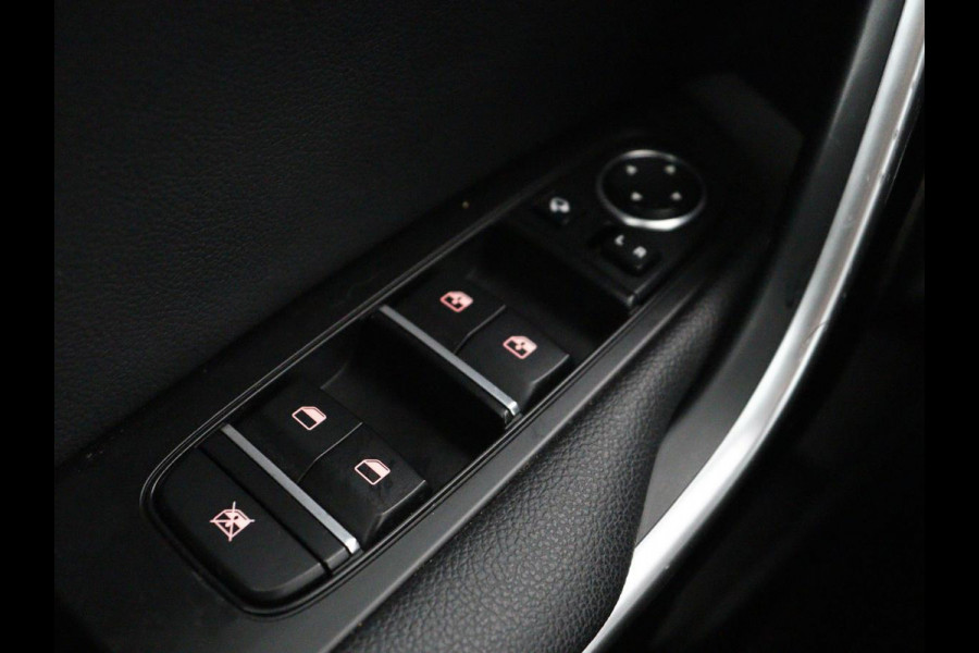Kia Ceed Sportswagon 1.5 T-GDi GT-Line Business Edition | Leder/ alcantara | Stuur/stoel verwarming | Carplay | Camera | Park assist | Climate control | Trekhaak