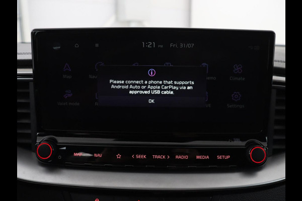 Kia Ceed Sportswagon 1.5 T-GDi GT-Line Business Edition | Leder/ alcantara | Stuur/stoel verwarming | Carplay | Camera | Park assist | Climate control | Trekhaak