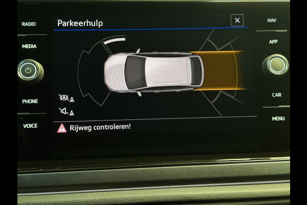 Volkswagen Taigo 1.0 TSI Style|IQ-Light|Stoelverwarming|ACC|Side Ass|Carplay