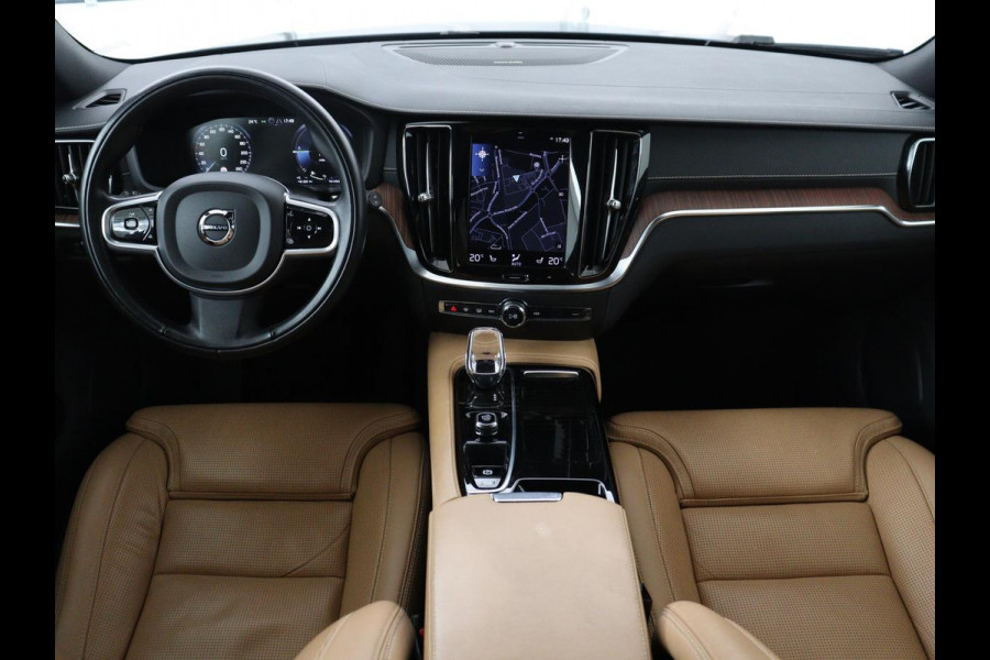 Volvo V60 2.0 T6 Recharge AWD Inscription | SOH 97.5% | Trekhaak | Panoramadak | Leder | Stoelventilatie | Stuur/stoel verwarming | Harman/Kardon | Adaptive cruise | 360 camera | Carplay | Memory |