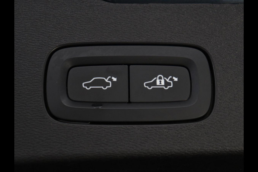 Volvo V60 2.0 T6 Recharge AWD Inscription | SOH 97.5% | Trekhaak | Panoramadak | Leder | Stoelventilatie | Stuur/stoel verwarming | Harman/Kardon | Adaptive cruise | 360 camera | Carplay | Memory |