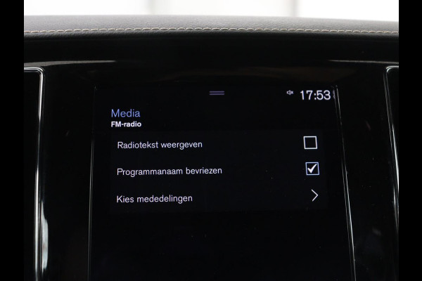 Volvo V60 2.0 T6 Recharge AWD Inscription | SOH 97.5% | Trekhaak | Panoramadak | Leder | Stoelventilatie | Stuur/stoel verwarming | Harman/Kardon | Adaptive cruise | 360 camera | Carplay | Memory |