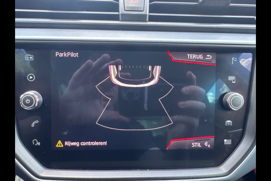 Seat Arona TSI 115PK DSG MOVE! NAVI/CARPLAY/PDC