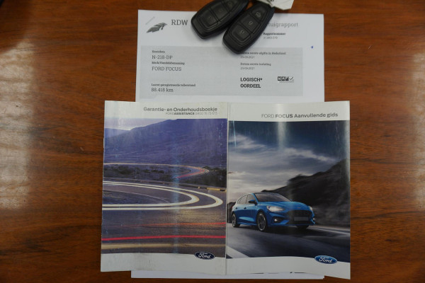 Ford FOCUS Wagon 1.0 EcoB.125PKHybrid Titanium X Business/Trekhaak/ Dealeronderhouden.