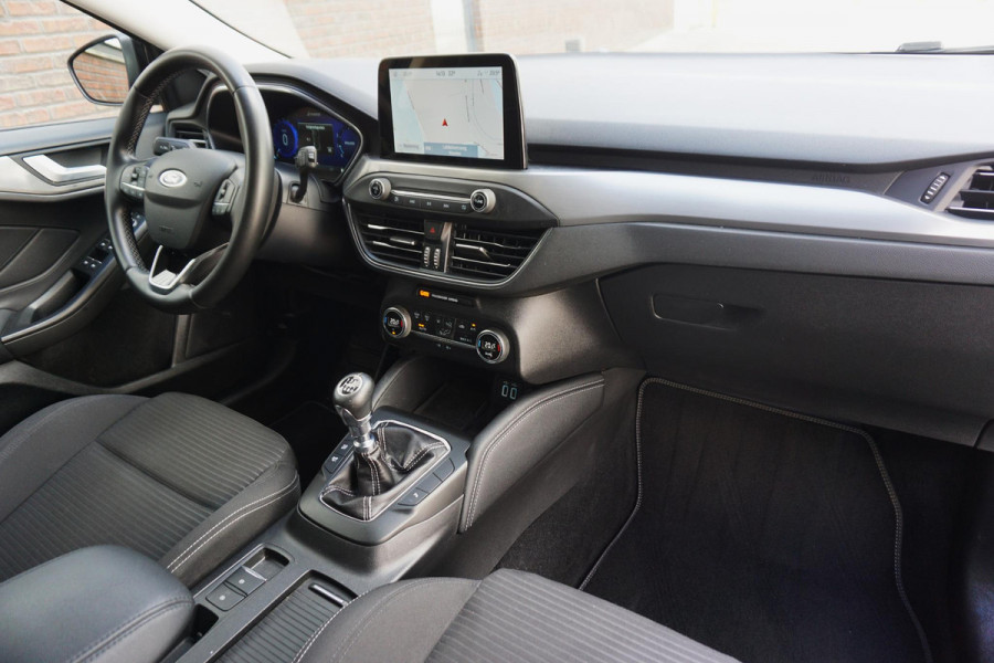 Ford FOCUS Wagon 1.0 EcoB.125PKHybrid Titanium X Business/Trekhaak/ Dealeronderhouden.
