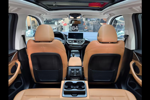BMW X3 xDrive30e ** LASER, COGNAC LEDER, PANO, MEMORY, HuD, VERST. A-BANK, 20-inch LMV ** 1e eig - UNFALLFREI ** ** INFORMEER OOK NAAR ONZE AANTREKKELIJKE FINANCIAL-LEASE TARIEVEN **