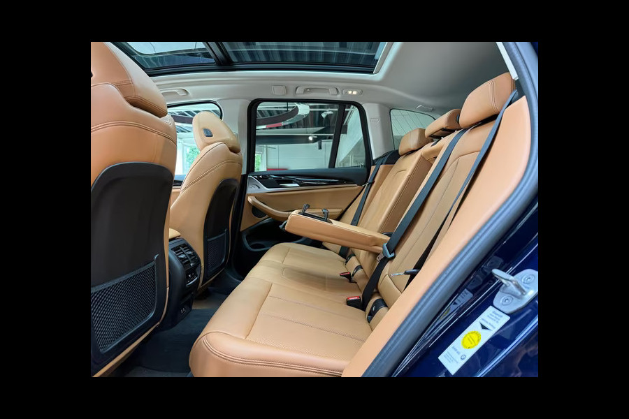 BMW X3 xDrive30e ** LASER, COGNAC LEDER, PANO, MEMORY, HuD, VERST. A-BANK, 20-inch LMV ** 1e eig - UNFALLFREI ** ** INFORMEER OOK NAAR ONZE AANTREKKELIJKE FINANCIAL-LEASE TARIEVEN **