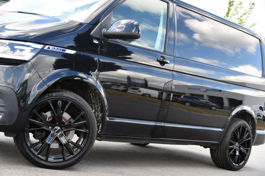 Volkswagen Transporter 2.0 TDI L1H1 30 Bulli Virtual, Adaptieve Cruise, Camera, Carplay, LED, Automaat, Sensoren, multimedia, Uniek!