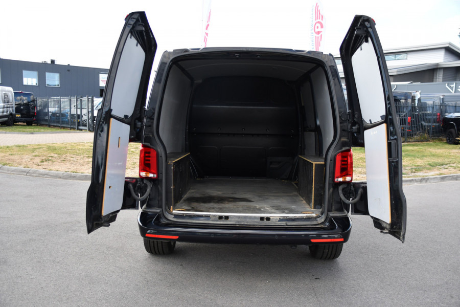 Volkswagen Transporter 2.0 TDI L1H1 30 Bulli Virtual, Adaptieve Cruise, Camera, Carplay, LED, Automaat, Sensoren, multimedia, Uniek!