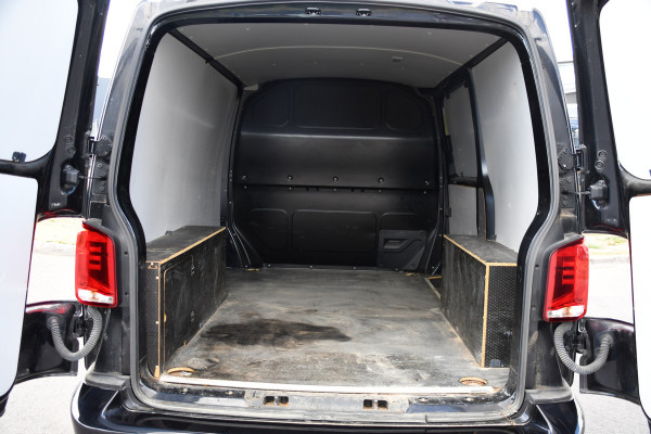 Volkswagen Transporter 2.0 TDI L1H1 30 Bulli Virtual, Adaptieve Cruise, Camera, Carplay, LED, Automaat, Sensoren, multimedia, Uniek!