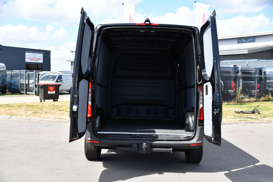 Mercedes-Benz Sprinter 314 2.2 CDI L2H1 Black Edition Camera, Cruise, Carplay, Multimedia, Airco, Trekhaak, 143pk, Automaat, Uniek!