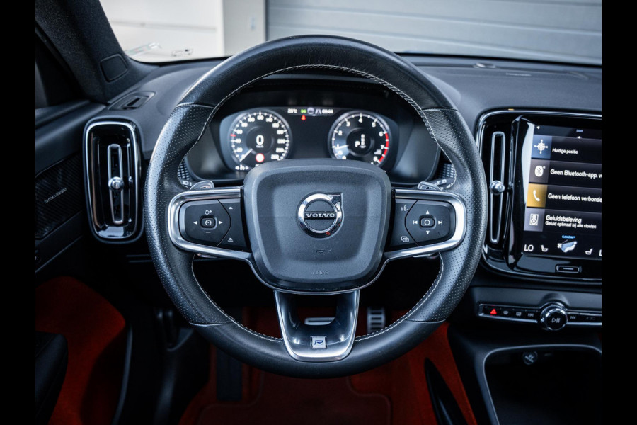 Volvo XC40 2.0 T5 AWD R-Design Intro Edition - Pano l H/Kardon l Memory l Camera