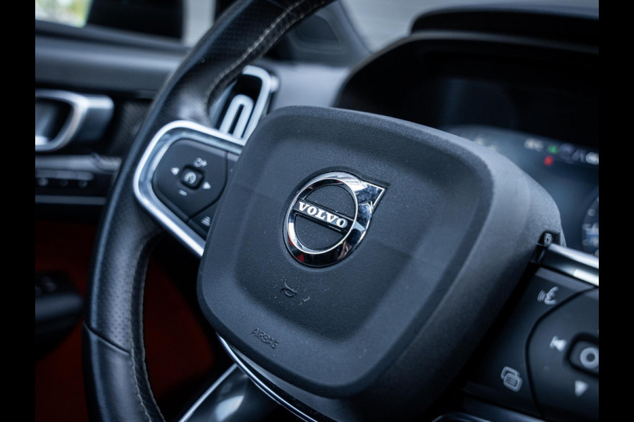Volvo XC40 2.0 T5 AWD R-Design Intro Edition - Pano l H/Kardon l Memory l Camera