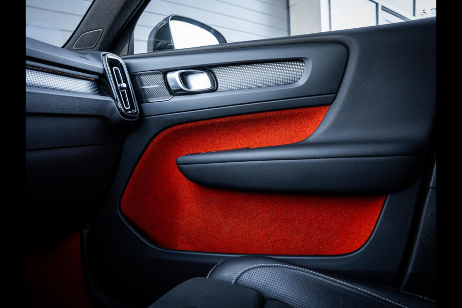 Volvo XC40 2.0 T5 AWD R-Design Intro Edition - Pano l H/Kardon l Memory l Camera
