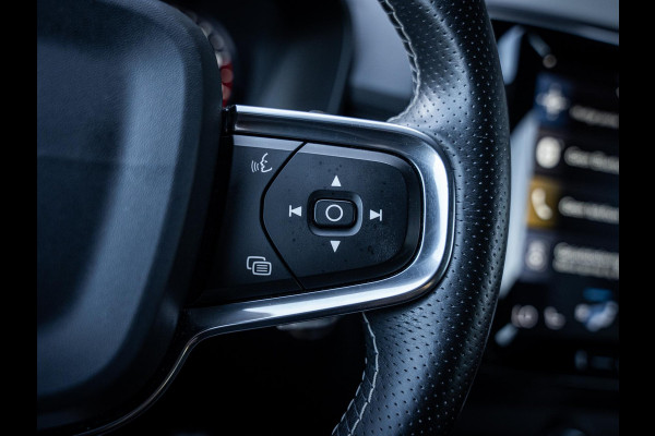 Volvo XC40 2.0 T5 AWD R-Design Intro Edition - Pano l H/Kardon l Memory l Camera