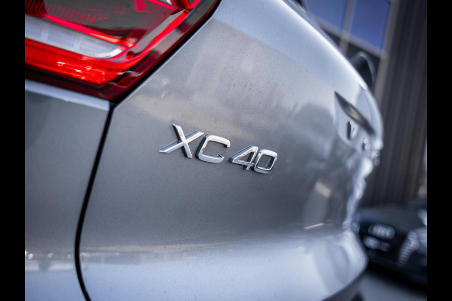 Volvo XC40 2.0 T5 AWD R-Design Intro Edition - Pano l H/Kardon l Memory l Camera