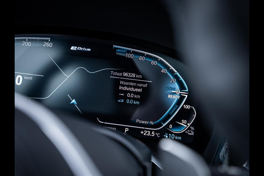 BMW 7 Serie 745e High Executive - M-Sport l Dravit Grau l Pano l HUD l Luchtvering