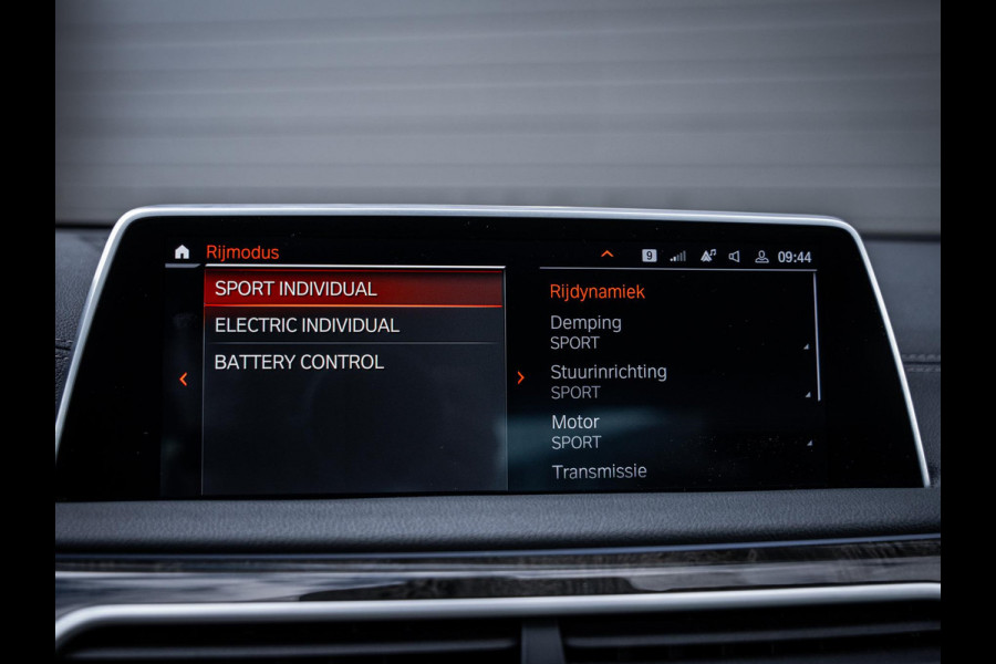 BMW 7 Serie 745e High Executive - M-Sport l Dravit Grau l Pano l HUD l Luchtvering
