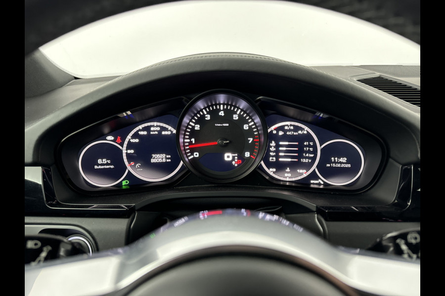 Porsche Cayenne 3.0 Pano-dak/Sport Chrono/Trekhaak/Luchtvering/PDLS-LED