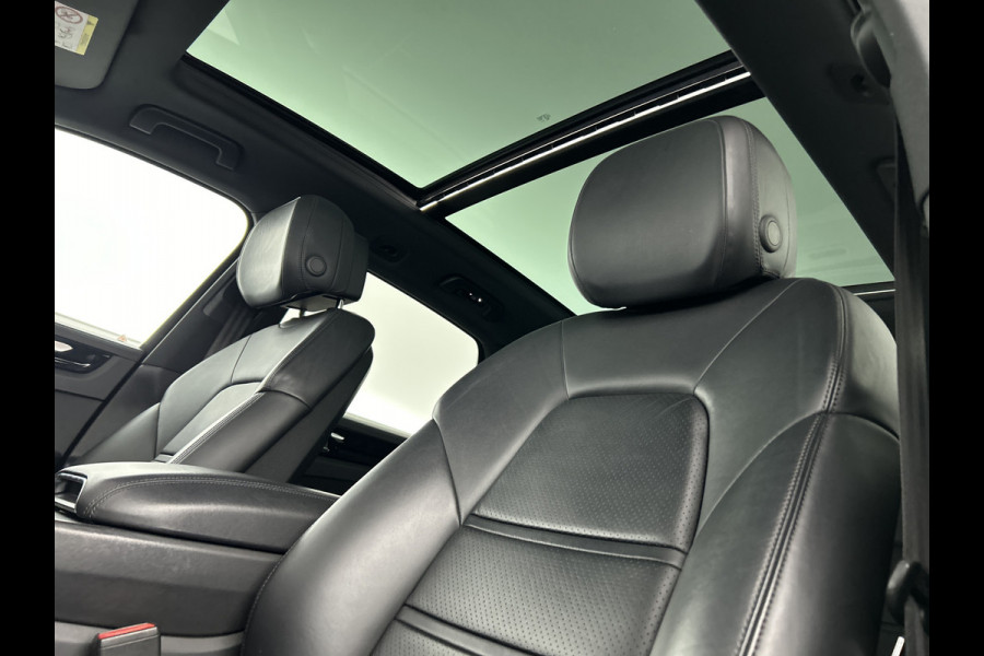 Porsche Cayenne 3.0 Pano-dak/Sport Chrono/Trekhaak/Luchtvering/PDLS-LED