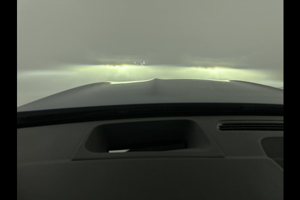 Mercedes-Benz Glb 180 AMG Line 7p. Pano | 360cam | Head-up | Night pakket
