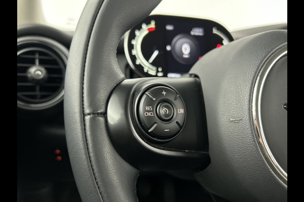 MINI 3-deurs 1.5 Essential Facelift Digi.Dash/Carplay/Navi/Keyless entry/Park.sens