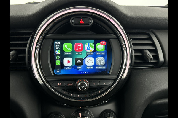 MINI 3-deurs 1.5 Essential Facelift Digi.Dash/Carplay/Navi/Keyless entry/Park.sens