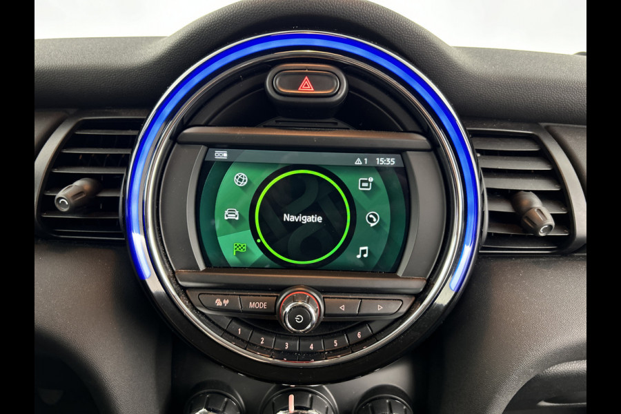 MINI 3-deurs 1.5 Essential Facelift Digi.Dash/Carplay/Navi/Keyless entry/Park.sens