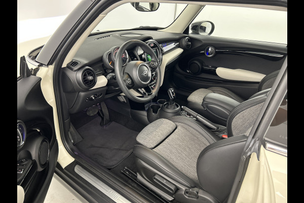 MINI Cooper 1.5 136 PK Aut. Heddon Street Ed. Pano-dak/Sportstoelen/Carplay