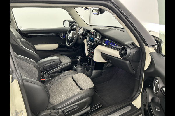 MINI Cooper 1.5 136 PK Aut. Heddon Street Ed. Pano-dak/Sportstoelen/Carplay