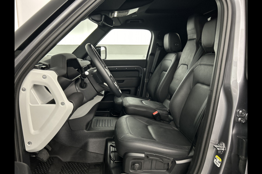 Land Rover Defender 3.0 D250 S Grijs Kenteken| 3-Pers | 3,5T-Trekhaak | 22'LMV | 360cam | stoelverwarm
