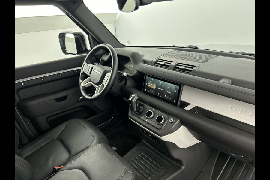 Land Rover Defender 3.0 D250 S Grijs Kenteken| 3-Pers | 3,5T-Trekhaak | 22'LMV | 360cam | stoelverwarm