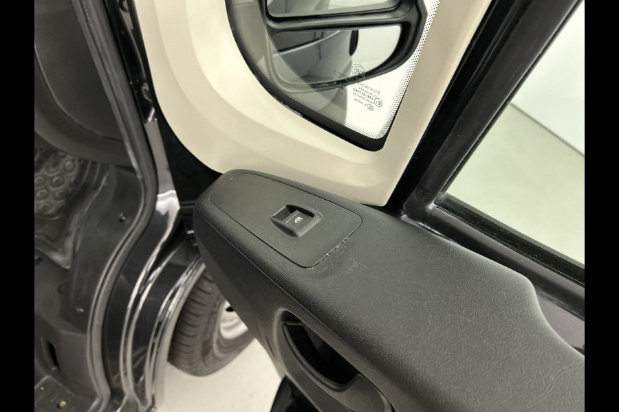 Citroën Jumper 35 2.2 BlueHDi 165 L2H2 Heavy 3.000kg-trekgewicht | Camera | 3-pers |