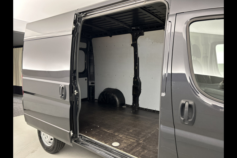 Citroën Jumper 35 2.2 BlueHDi 165 L2H2 Heavy 3.000kg-trekgewicht | Camera | 3-pers |