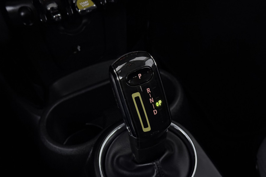 MINI Electric Essential 33 kWh