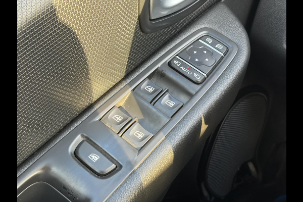 Renault Clio 1.2 TCe GT-Line Automaat l Navi l Keyless l Clima l Cruise l 120pk l 2e Eigenaar l N.A.P. l Pdc l Lmv l Apk tot 03-2027