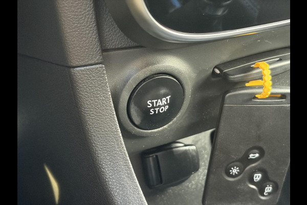 Renault Clio 1.2 TCe GT-Line Automaat l Navi l Keyless l Clima l Cruise l 120pk l 2e Eigenaar l N.A.P. l Pdc l Lmv l Apk tot 03-2027