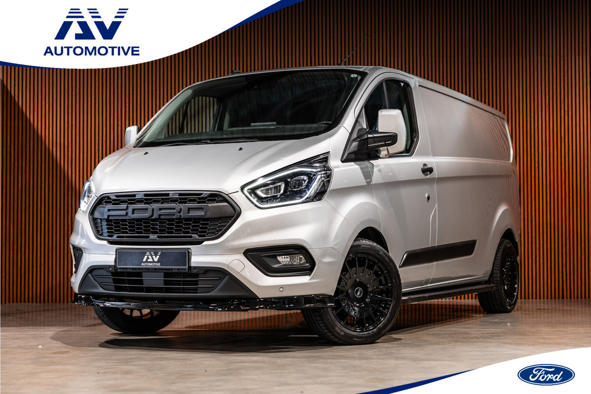 Ford Transit Custom 320 2.0 TDCI L2H1 Raptor Edition | Bi-Xenon | CarPlay | Navigatie | Camera | Stoelverwarming | Dodehoek detector | Lane Assist | DAB | 3-Zitter | Dealer onderhouden | Nieuwe APK