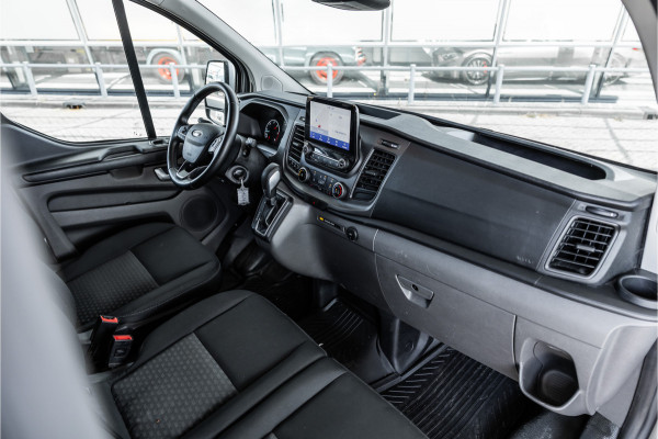 Ford Transit Custom 320 2.0 TDCI L2H1 Raptor Edition | Bi-Xenon | CarPlay | Navigatie | Camera | Stoelverwarming | Dodehoek detector | Lane Assist | DAB | 3-Zitter | Dealer onderhouden | Nieuwe APK