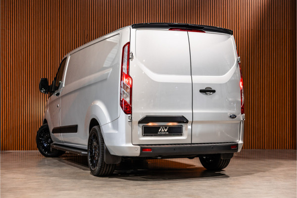 Ford Transit Custom 320 2.0 TDCI L2H1 Raptor Edition | Bi-Xenon | CarPlay | Navigatie | Camera | Stoelverwarming | Dodehoek detector | Lane Assist | DAB | 3-Zitter | Dealer onderhouden | Nieuwe APK